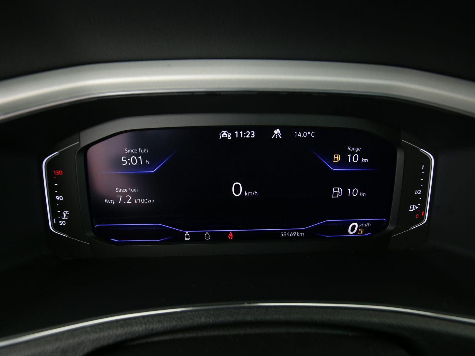 Volkswagen T-Roc R-Line 1.5 TSI - Samsaru's Car Outlet