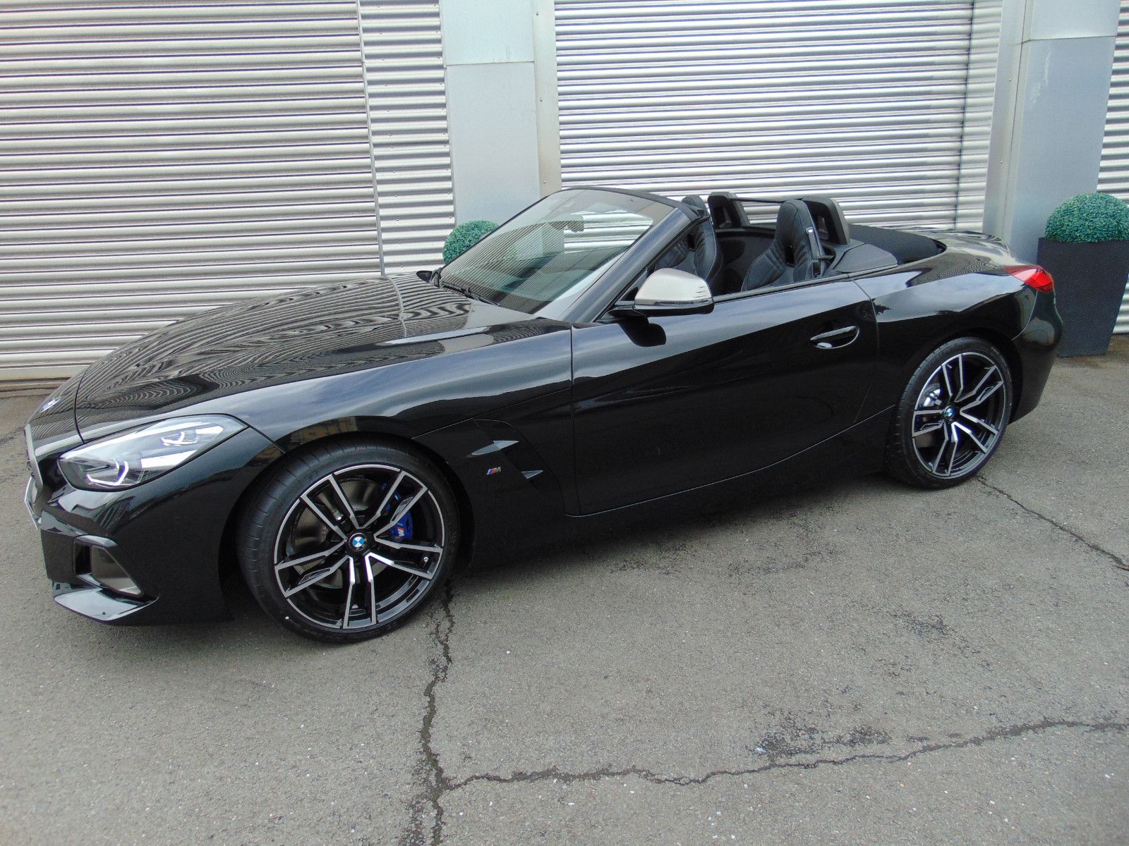 BMW Z4 M 40i - Samsaru's Car Outlet