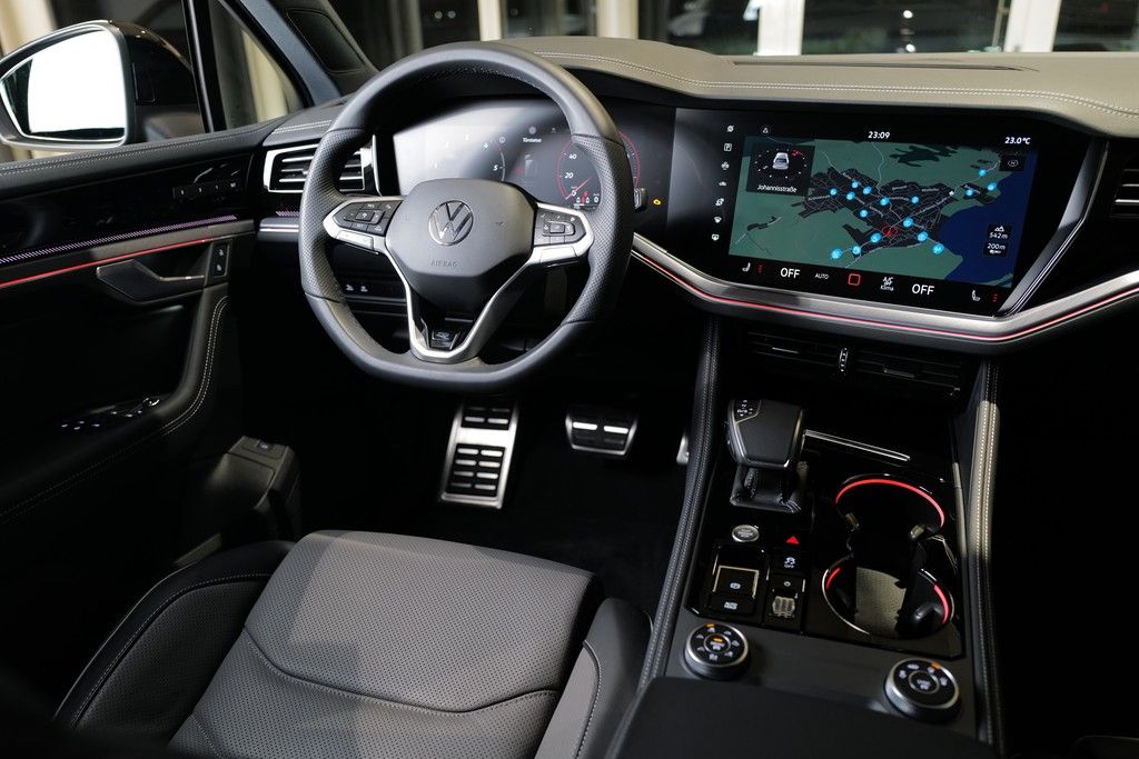 Volkswagen Touareg 3.0TDI R-Line BlackStyle StdHz Wankstabi