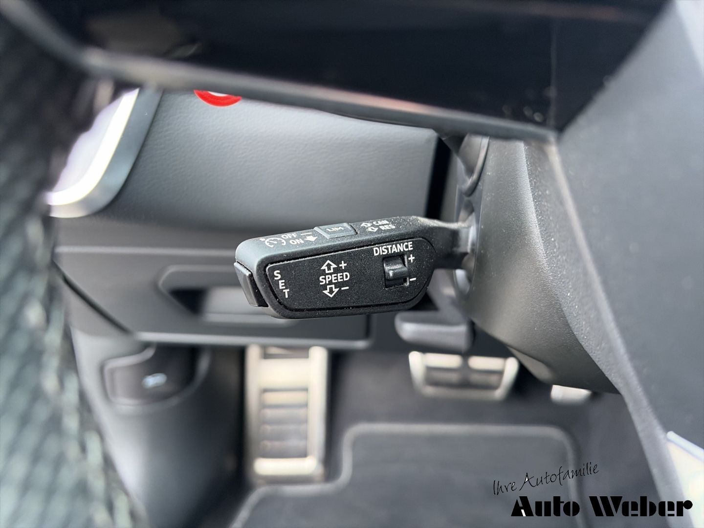 Audi A6 Avant 55TFSIe S-Line Matrix Navi AHK ASS-Pake