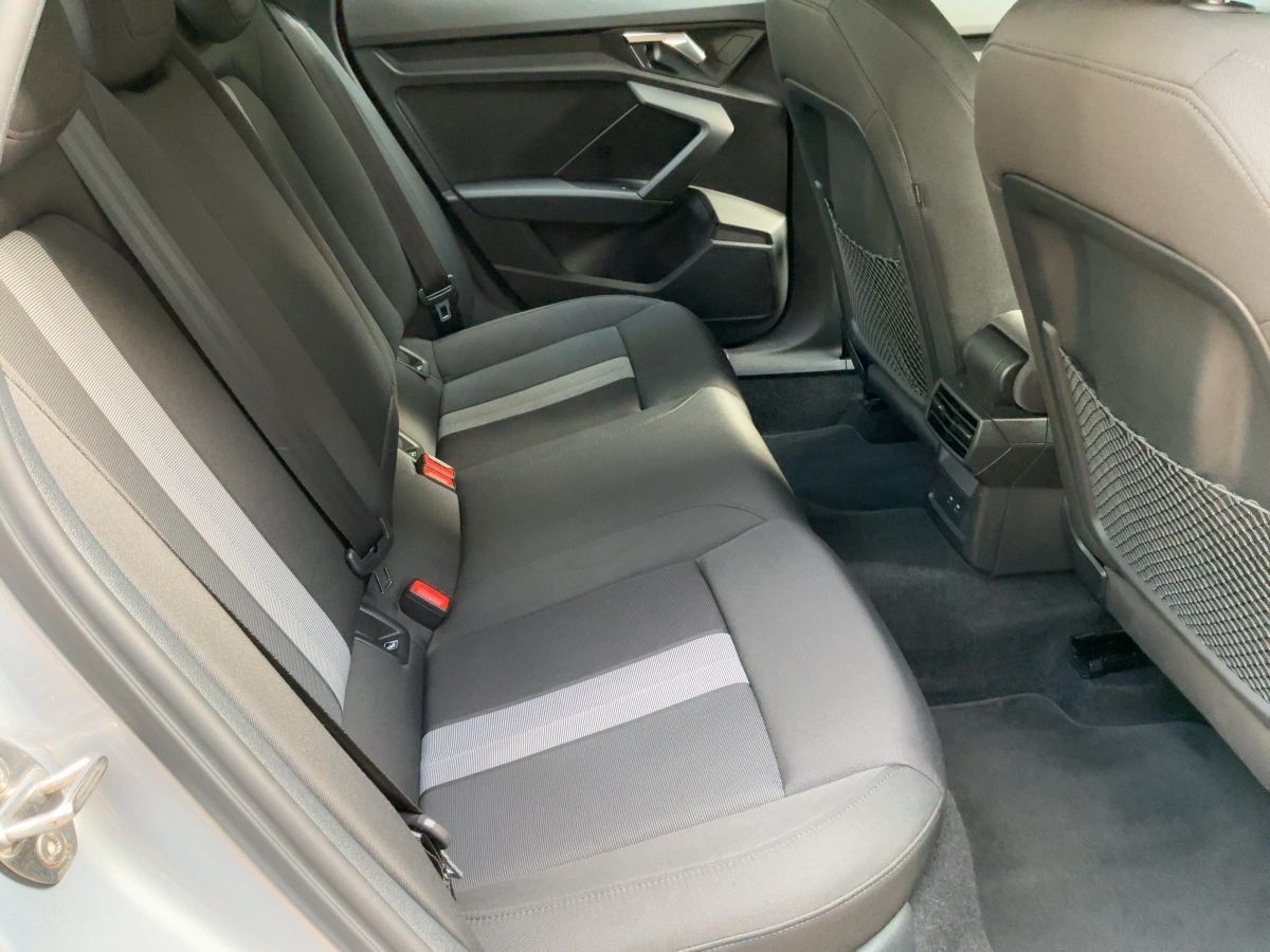 Audi A3 Limousine 30 TFSI S-TR 5JG+LED+NAV+AHK+ACC+VC