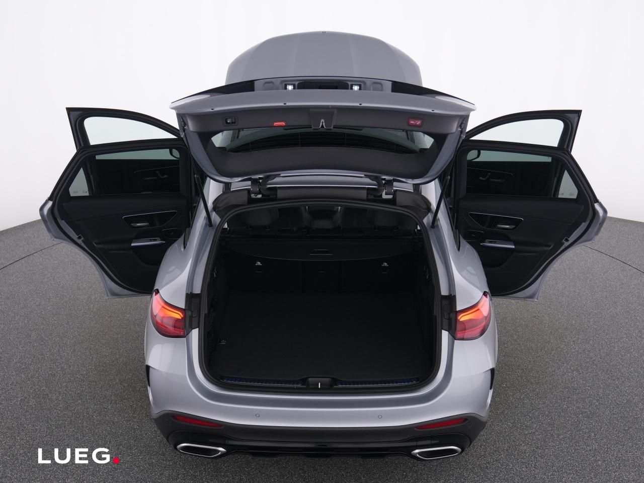 Mercedes-Benz GLC 200 d 4M AMG+NIGHT+20''+PANO+AHK+SOUND+360°+