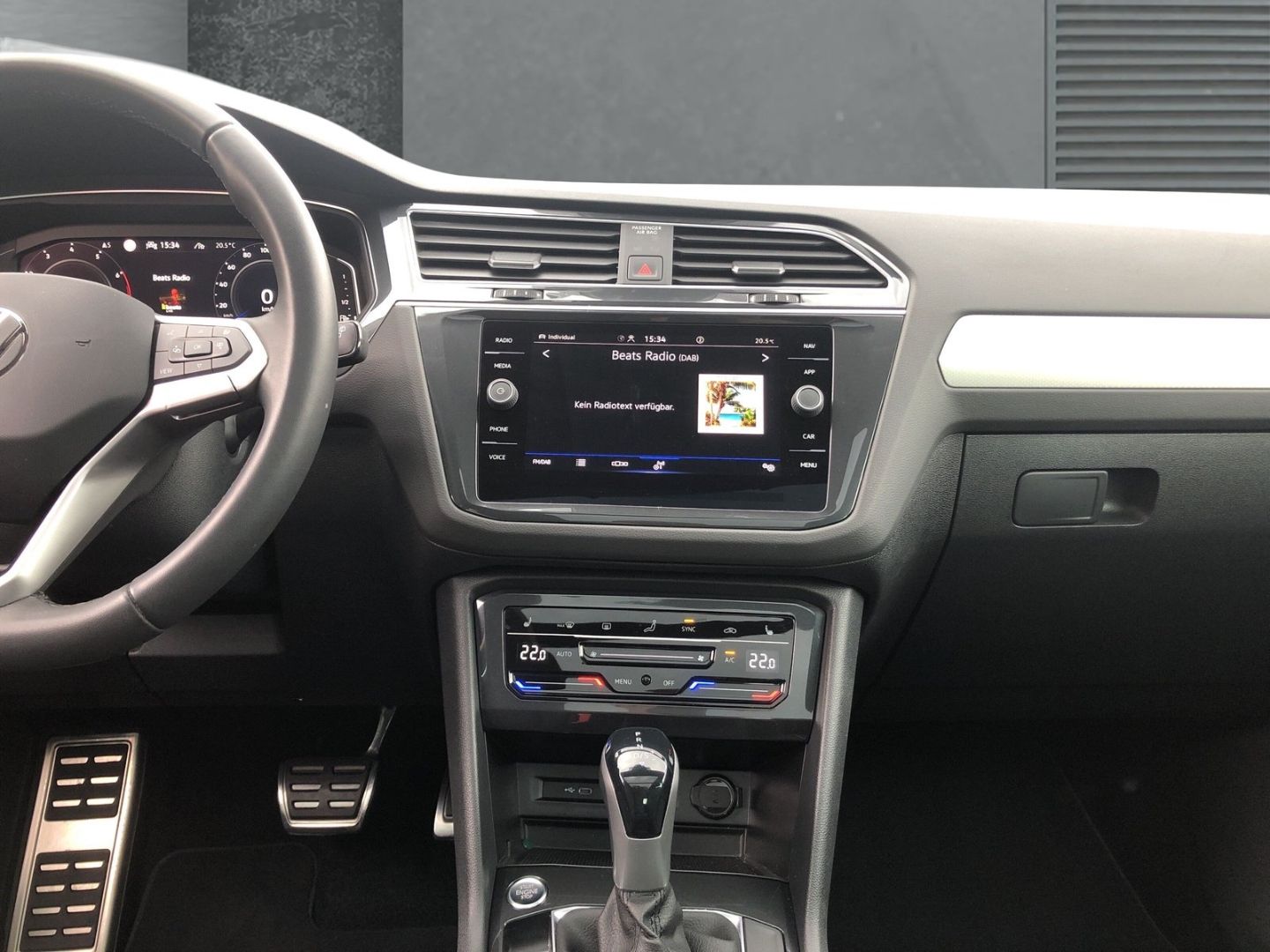 Volkswagen Tiguan 1.5 TSI DSG Move - Samsaru's Car Outlet