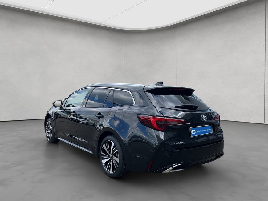 Toyota Corolla 2.0 Hybrid Touring Sports Teamplayer