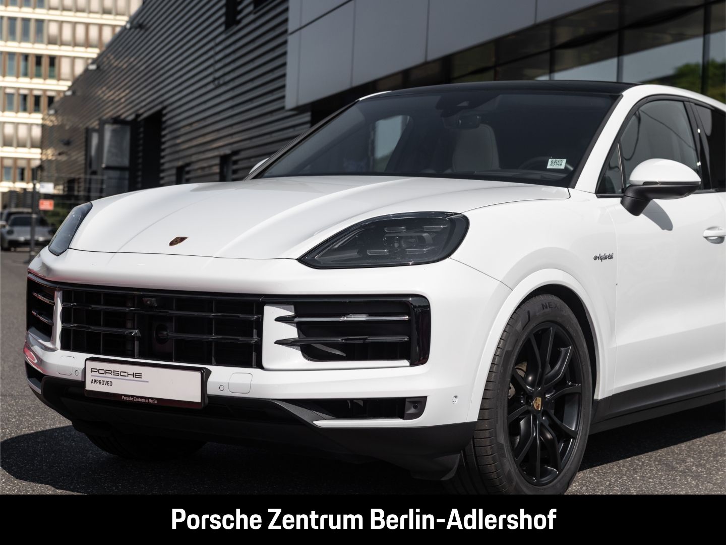 Porsche Cayenne E-Hybrid Coupe Panoramadach Luftfederung