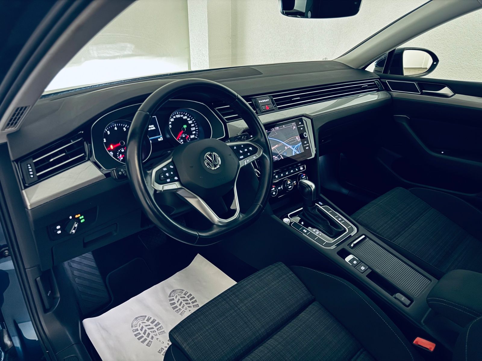 Volkswagen Passat Lim. Business 1.5 TSI - Samsaru's Car Outlet