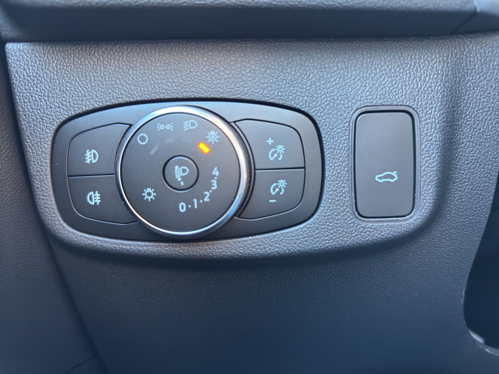 Ford Focus Turnier ST-Line X 1.5 EcoBlue *ACC*LED*NAV