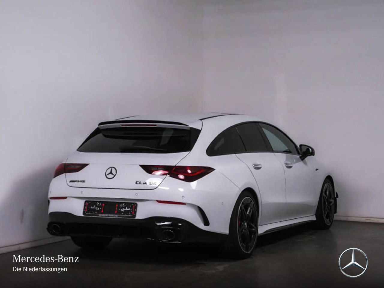 Mercedes-Benz CLA 35 AMG 4M - Samsaru's Car Outlet