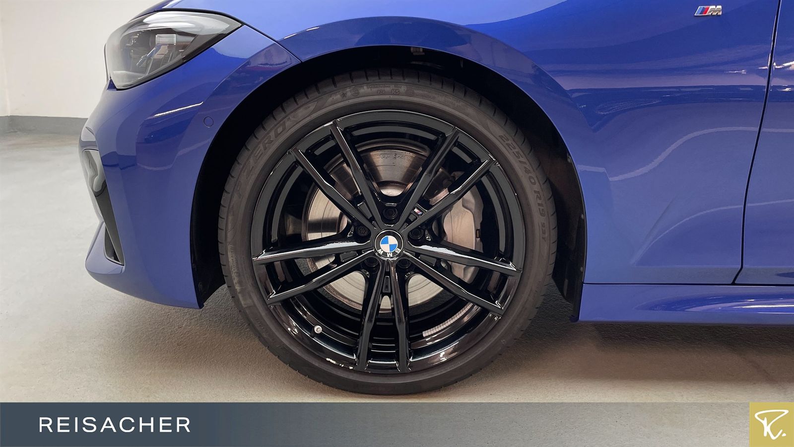 BMW 330iA M-Sport - Samsaru's Car Outlet