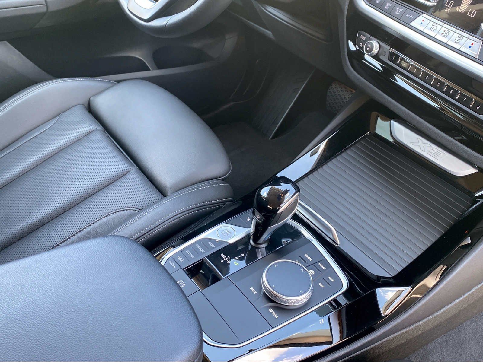 BMW X3 xDrive20i - Samsaru's Car Outlet