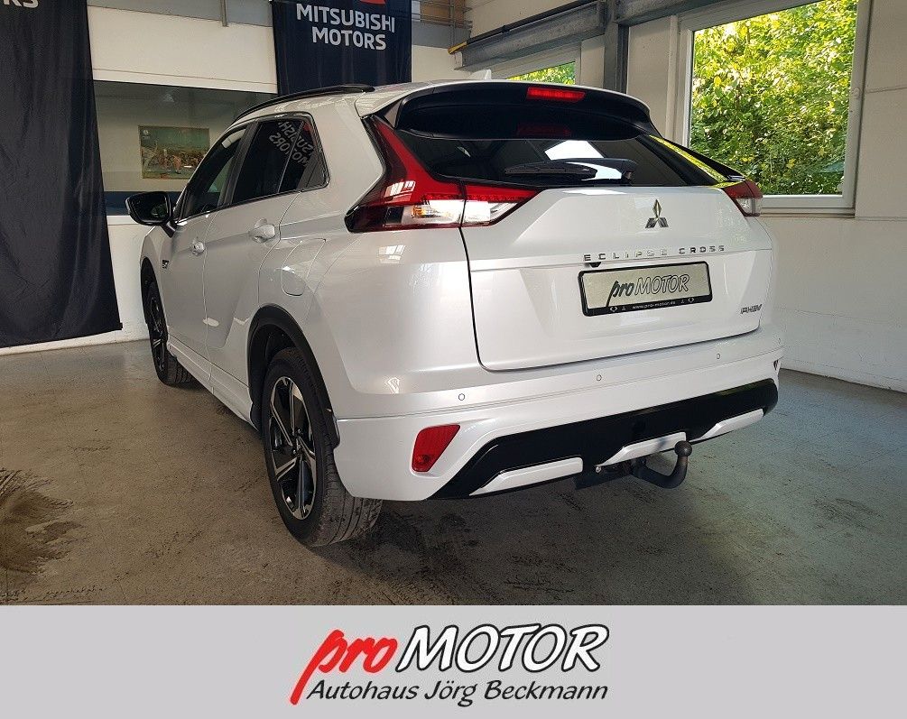 Mitsubishi Eclipse Cross 2.4 PLUG-IN HYBRID 4WD TOP mit AHK