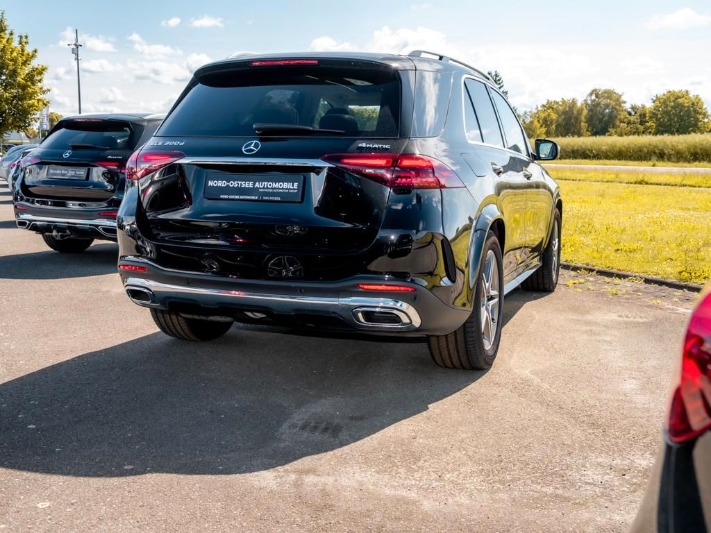 Mercedes-Benz GLE 300 d 4M AMG PREM. PANO AHK 360° HUD 20''