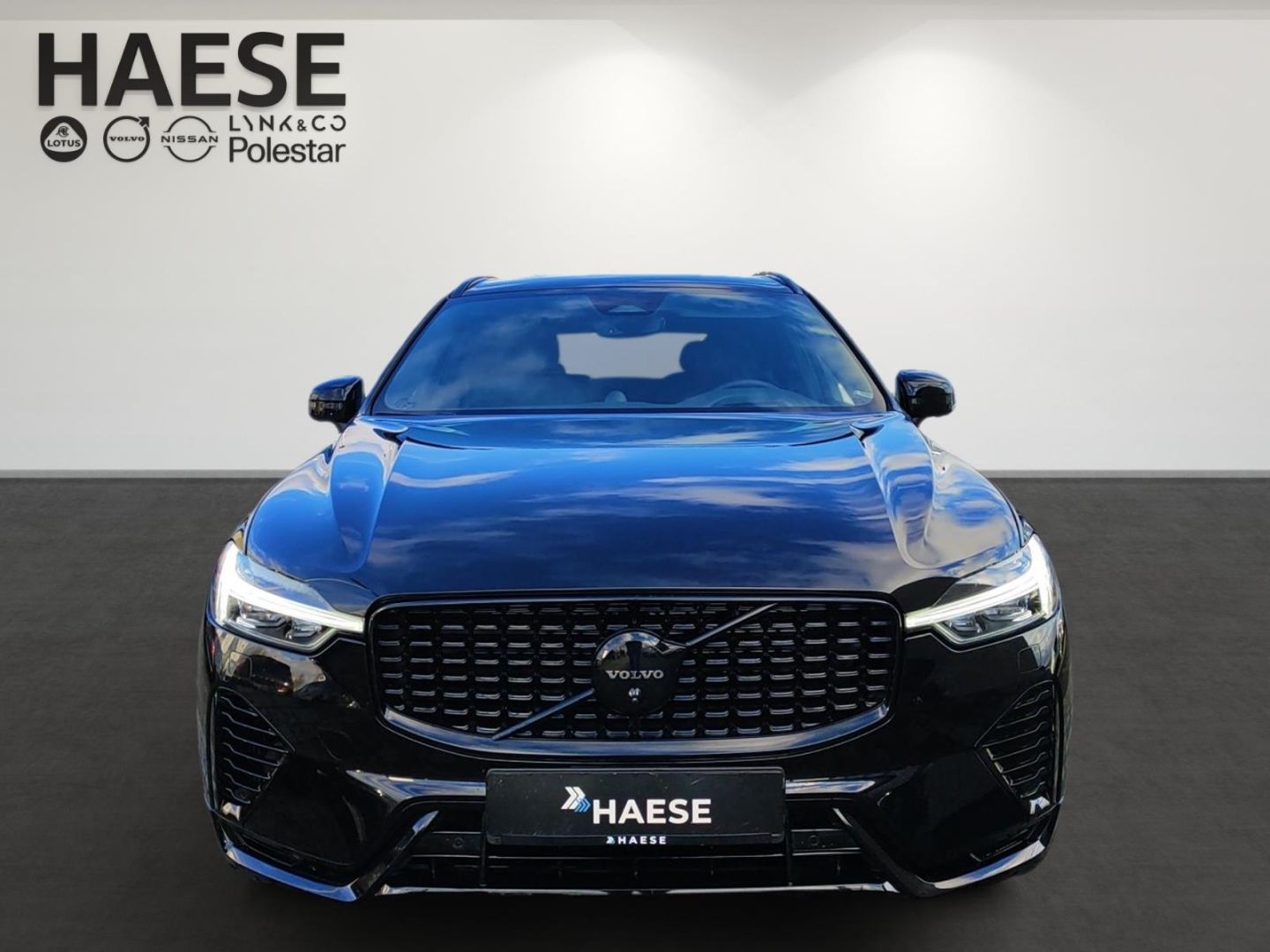 Volvo XC60 T8 Ultra Black Edition Recharge Plug-In Hyb