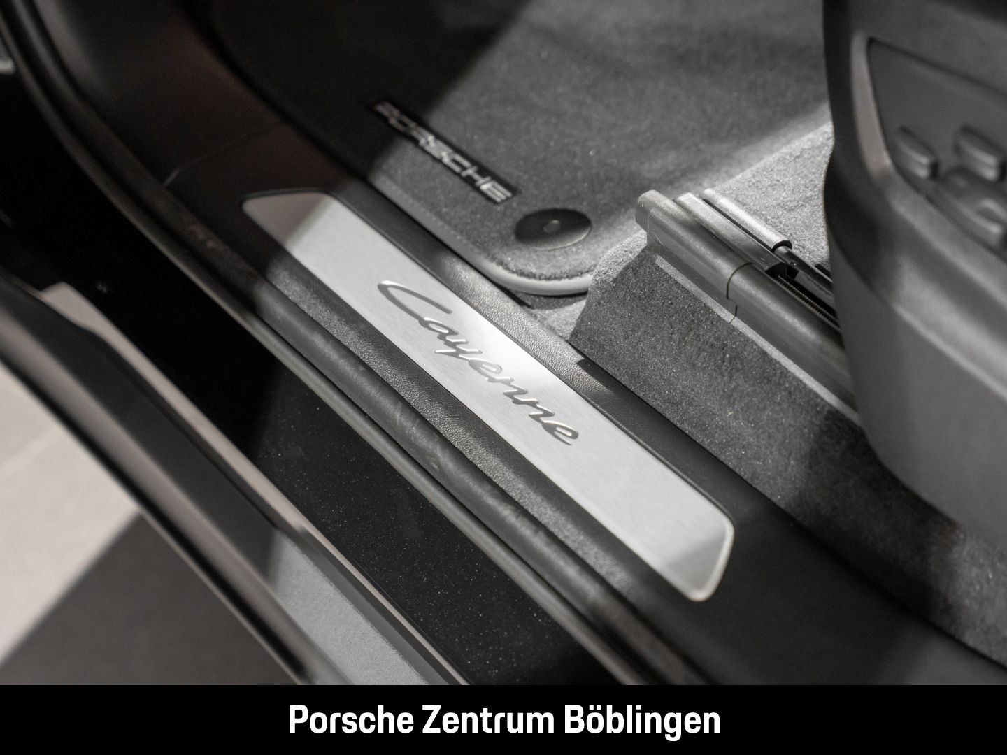 Porsche Cayenne E-Hybrid BOSE Panoramadach LED-Matrix