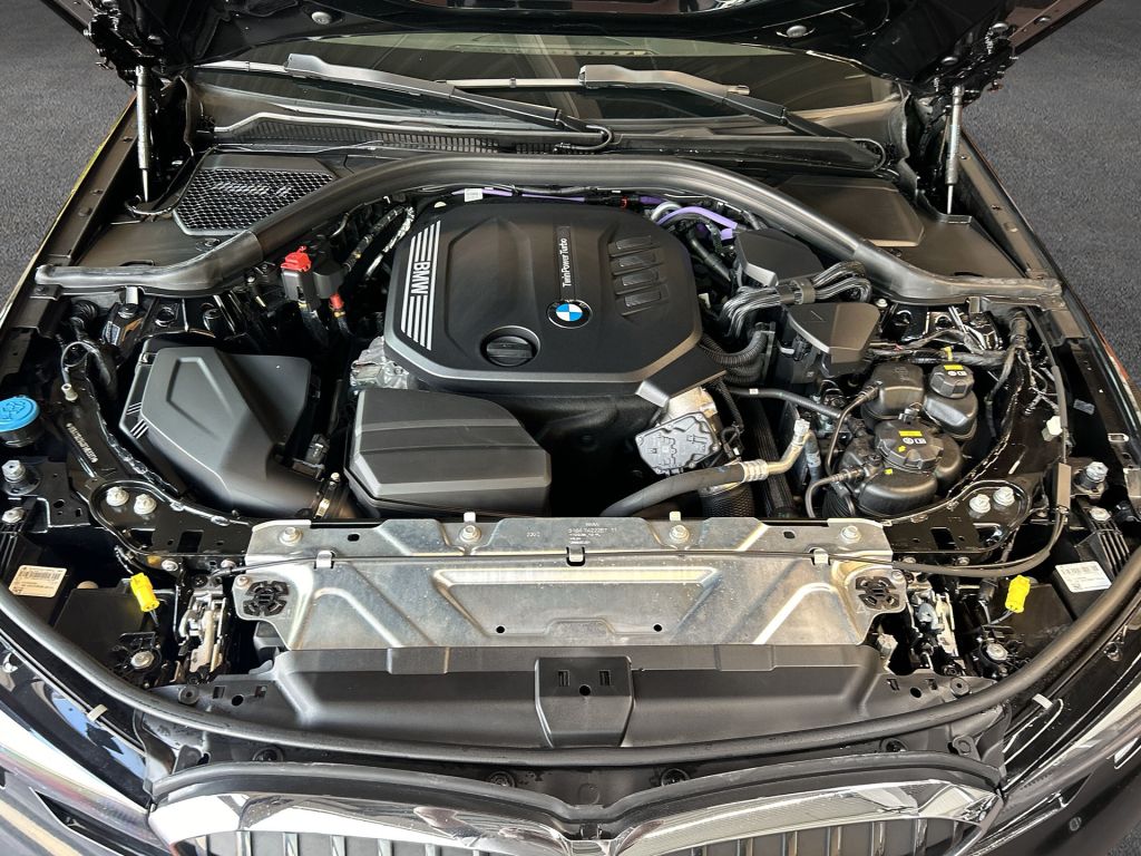 BMW 320d Touring Aut. Advantage - Samsaru's Car Outlet
