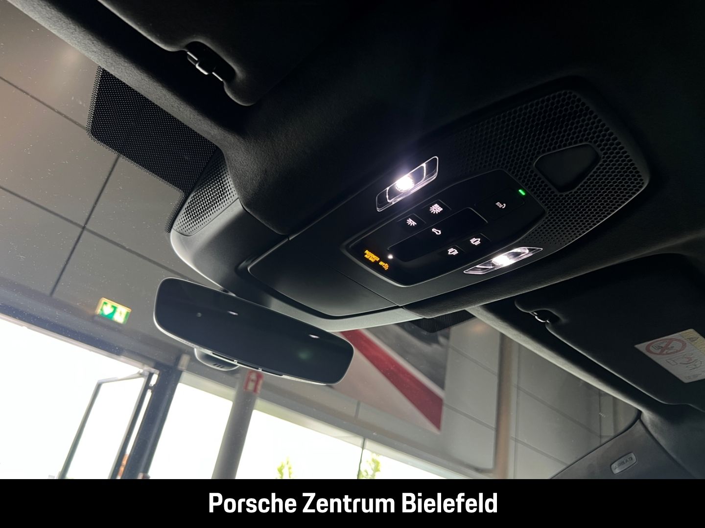 Porsche Macan Turbo BOSE Surround-View Abstandstempomat