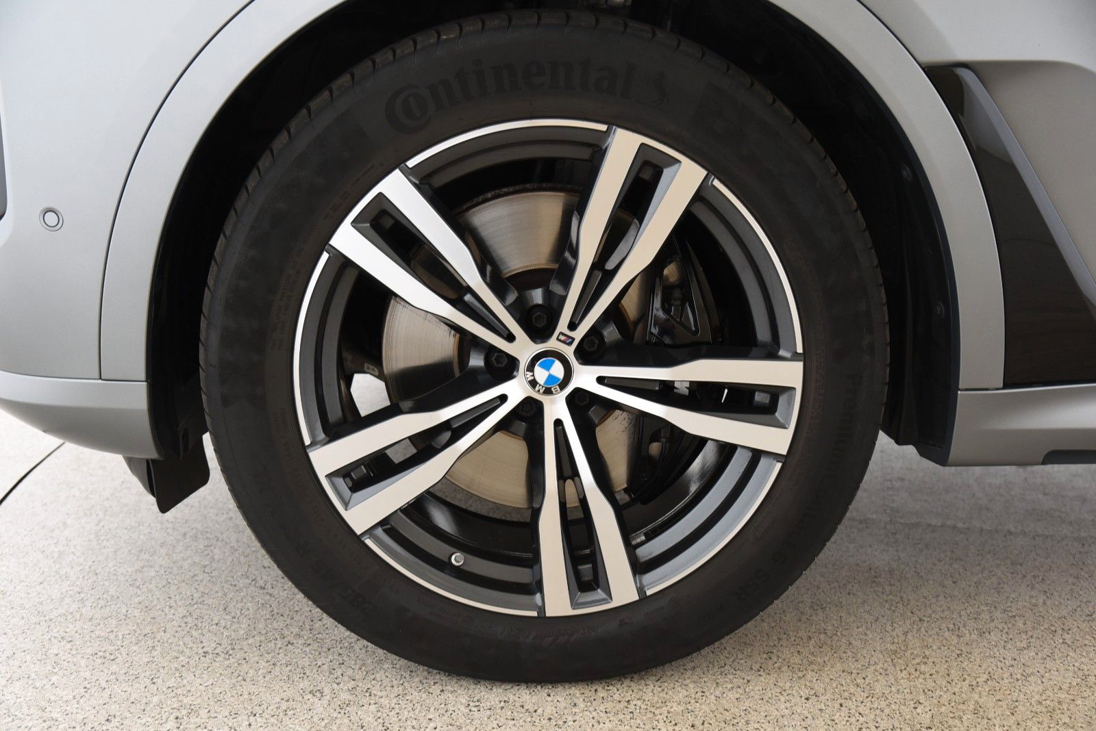 BMW X7 xDrive40d M Sport Pro Pano AHK Gestik H&K LED