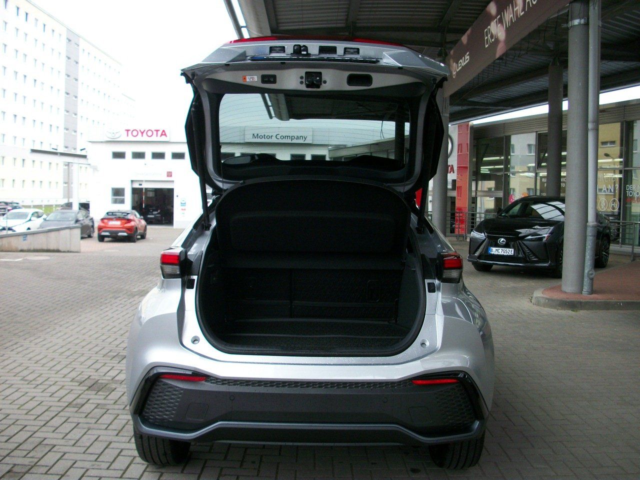 Toyota C-HR 2,0 l Plug-In 4x2 Lounge