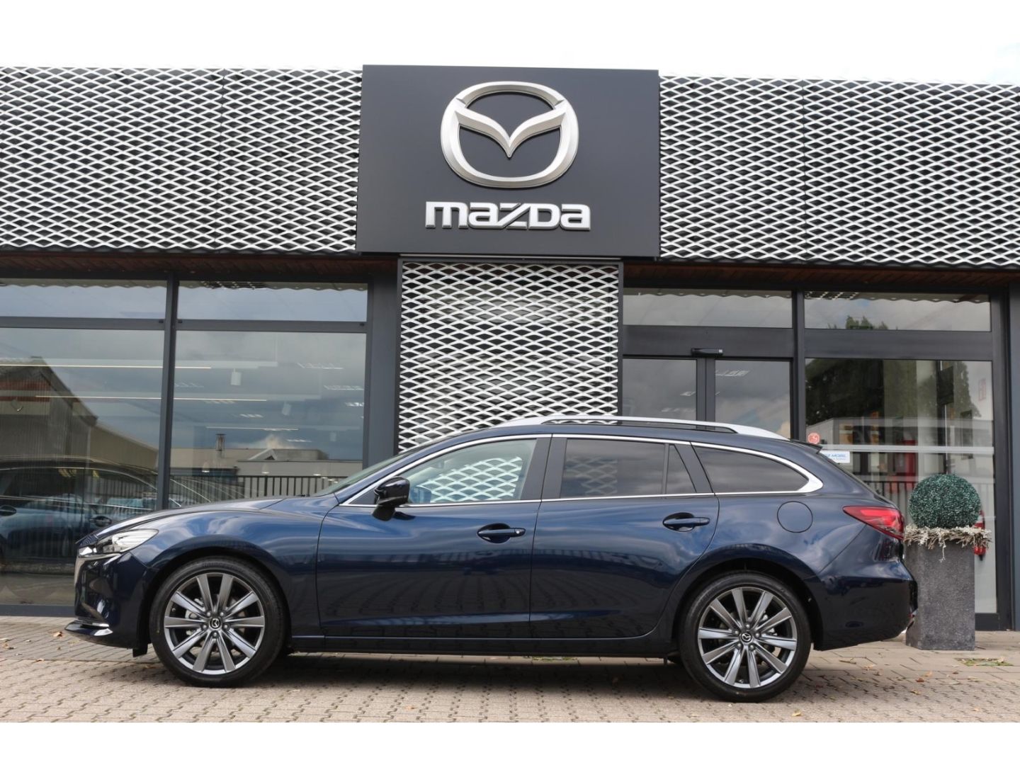 Mazda 6 SKYACTIV-G EXCLUSIVE-LINE+LEDER !!