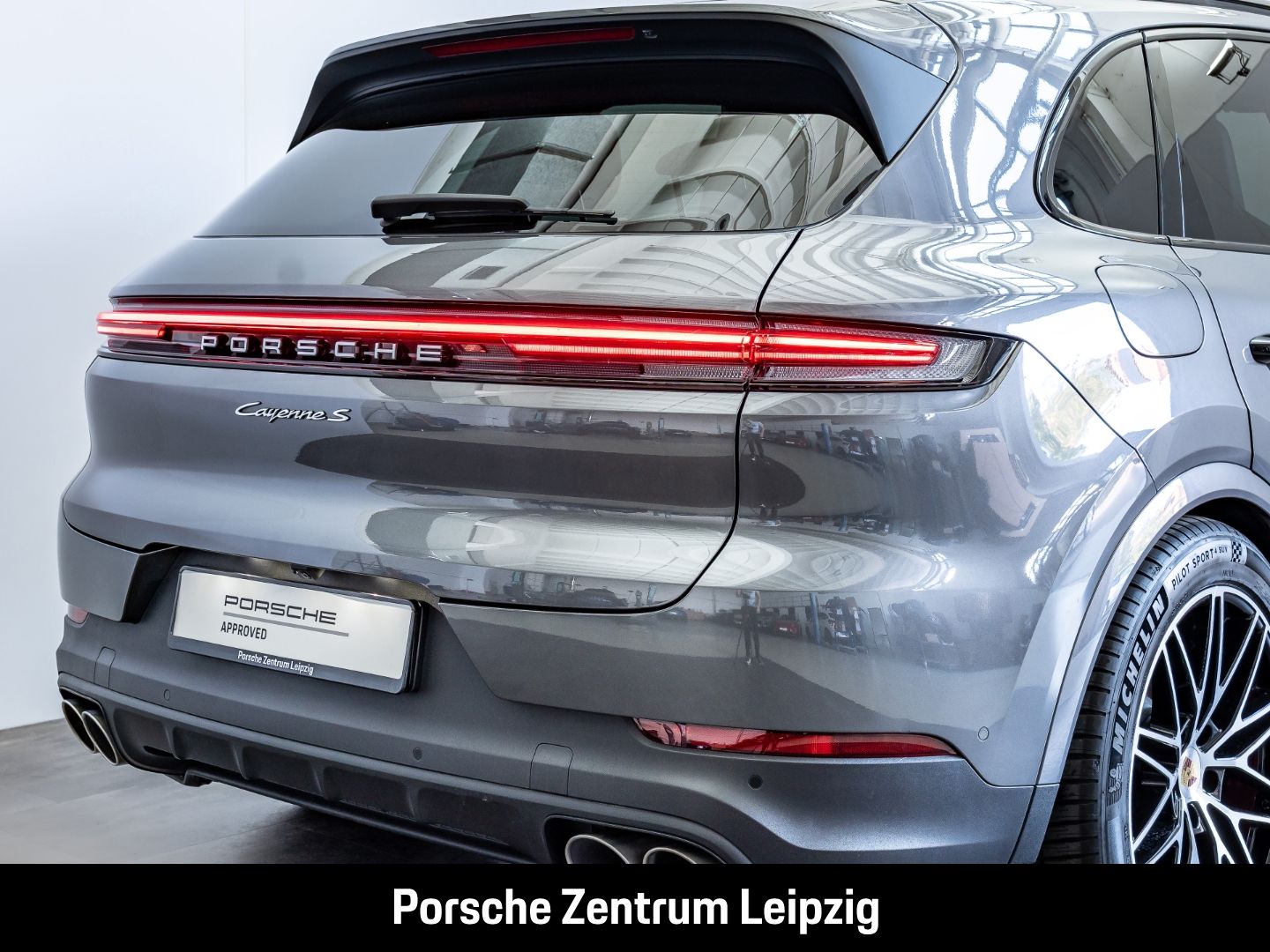 Porsche Cayenne S E-Hybrid AHK InnoDrive HeadUp Matrix