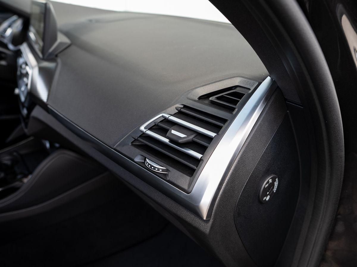 BMW X4 xDrive30d M-Sport AHK PANO ACC HuD Laser KoZg