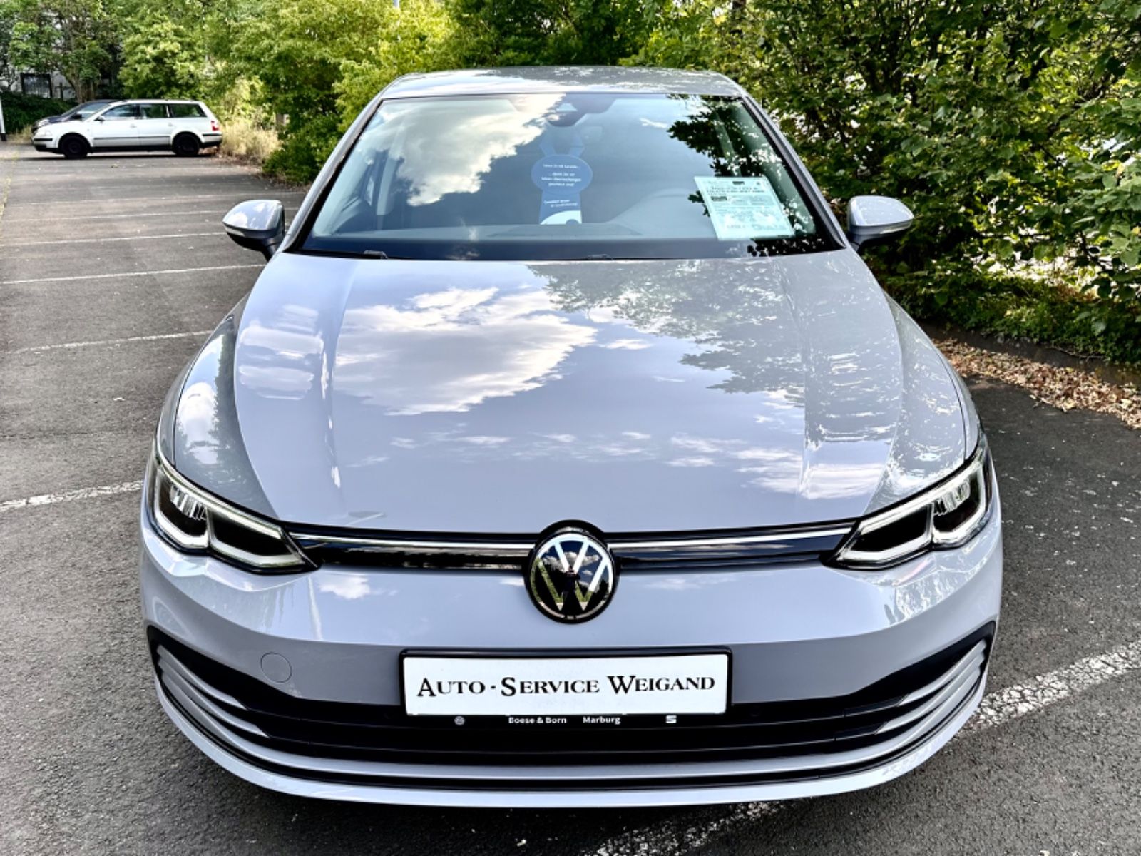 Volkswagen Golf VIII Lim.Life eTSI Automatik - Samsaru's Car Outlet
