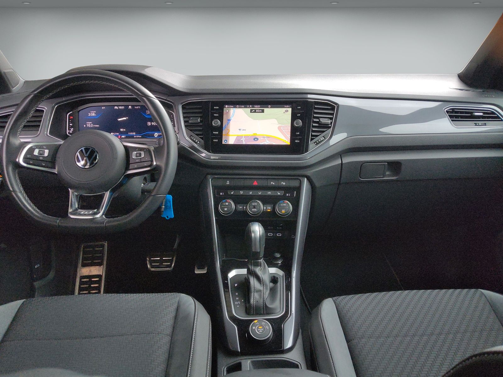 Volkswagen T-Roc R-Line 2.0 TSI 4x4 - Samsaru's Car Outlet