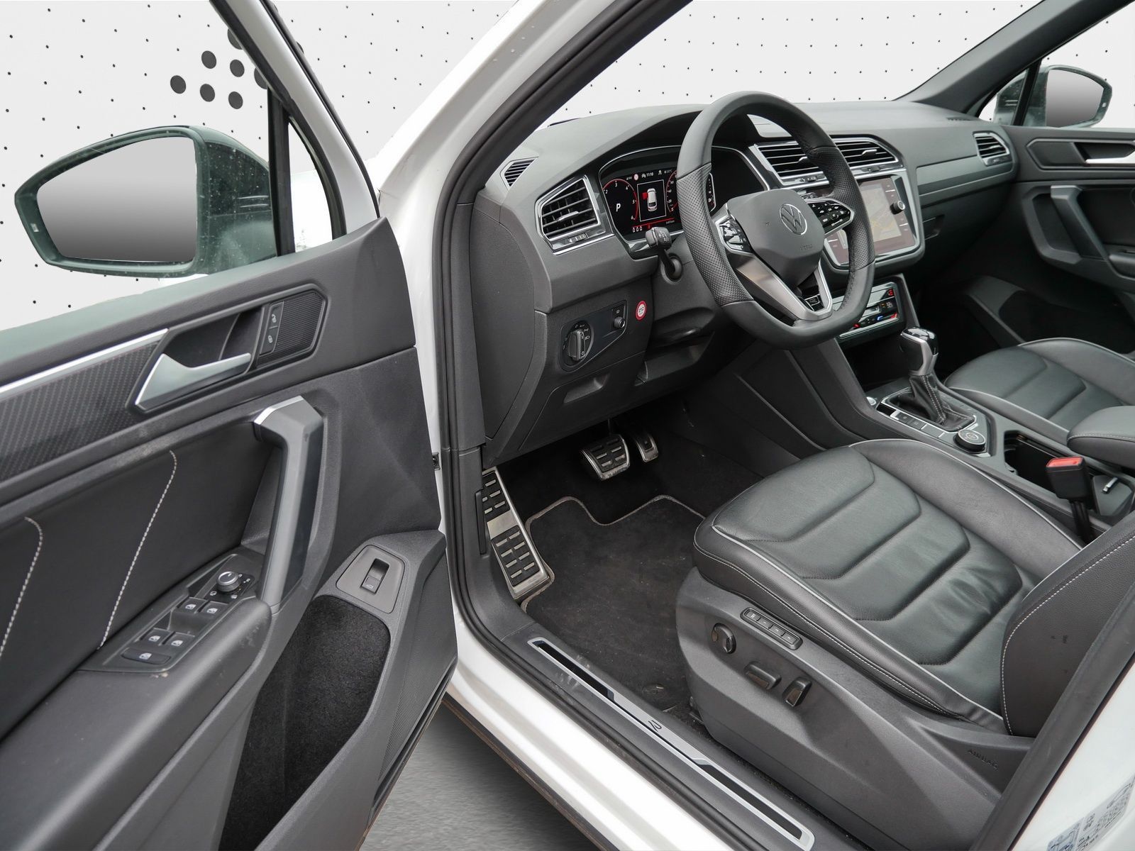 Volkswagen Tiguan 2.0 TDI R-Line Leder*PANO*HuD*IQ.LIGHT*