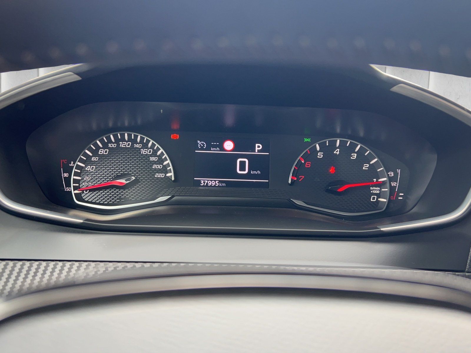 Peugeot 2008 1.2 PureTech 130 Active Pack - Samsaru's Car Outlet