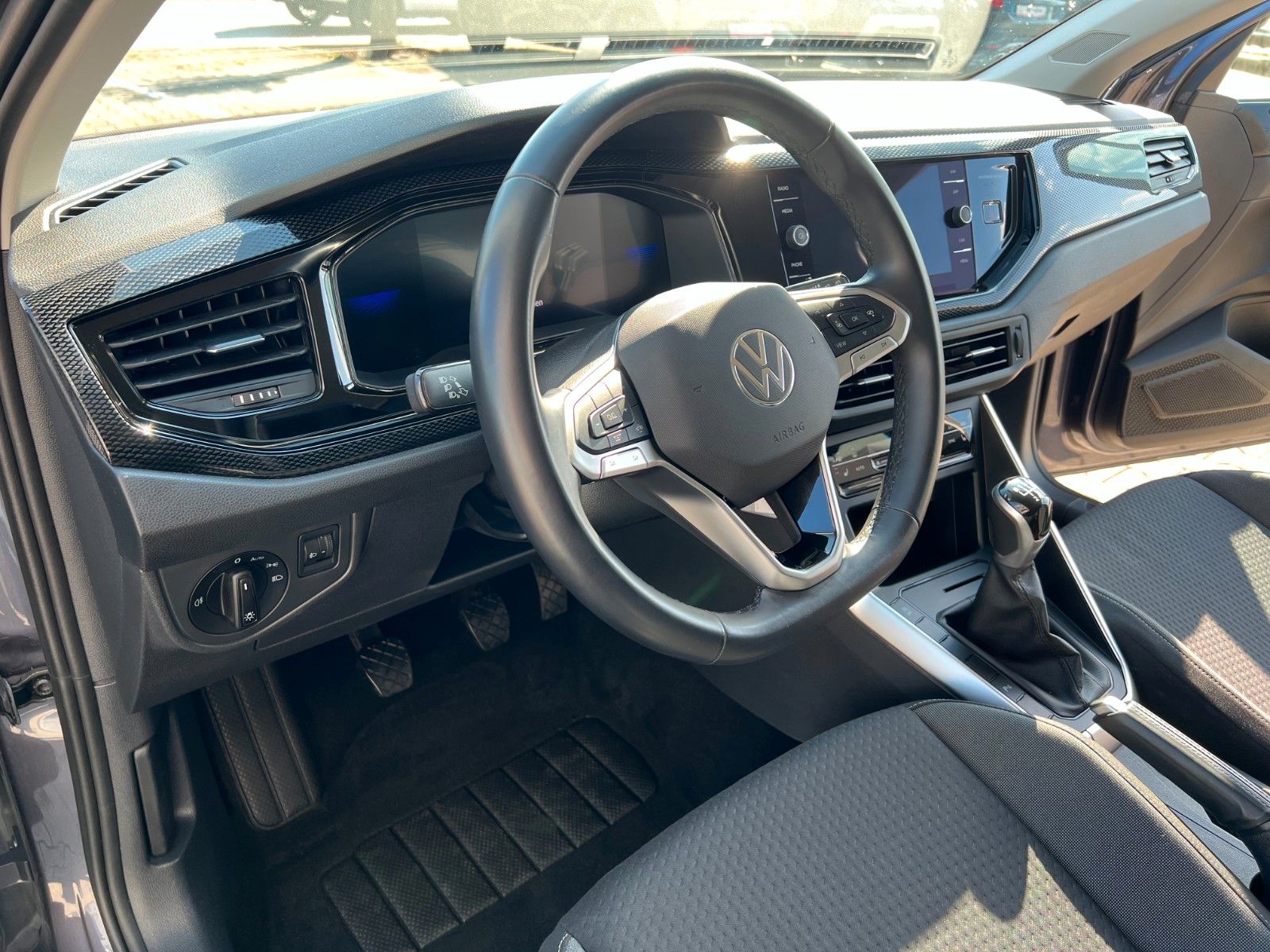 Volkswagen Taigo TSI Life - Samsaru's Car Outlet