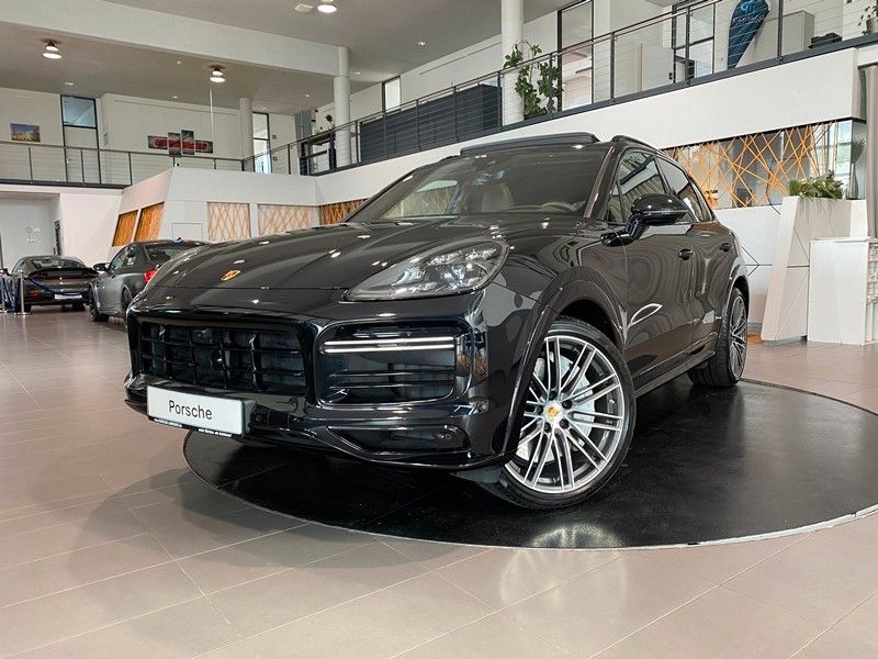 Porsche Cayenne Turbo SportDesign Sbel Carbon InnoD. AHK