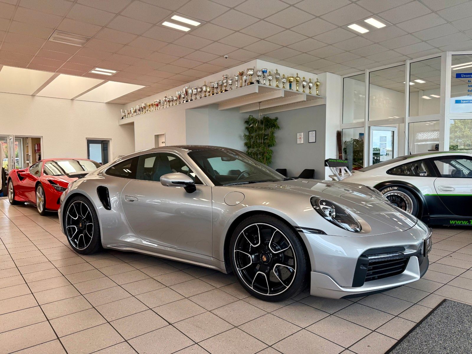 Porsche 911 992 Turbo S LIFT/SportDesign/Glasdach/ACC