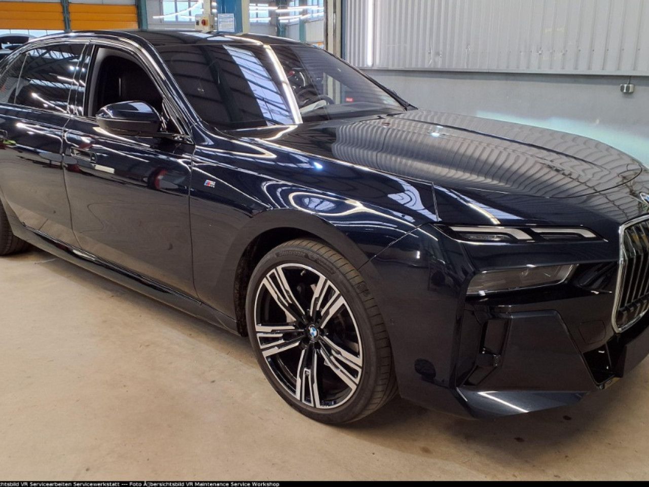 BMW 740d xDr M SPORT FondEnt,SkyL,StHz,360,B&W,DAPro