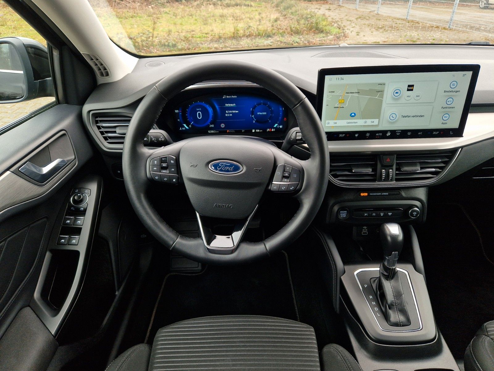 Ford Focus Tun.Titanium 1.Hd Aut. LED AHK NAVI Rf ACC