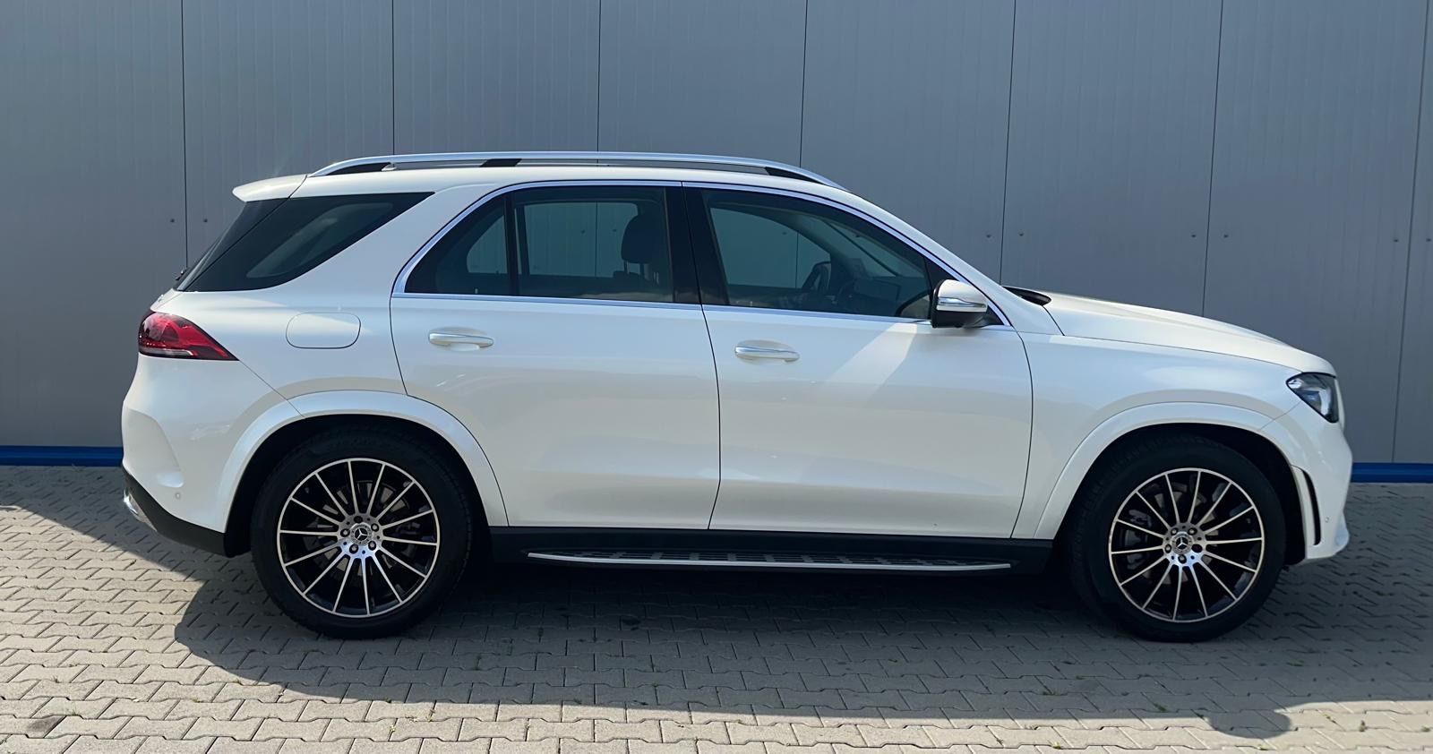 Mercedes-Benz GLE400 4M AMG-LINE DISTRONIC PANO HUD KEYLESS-GO