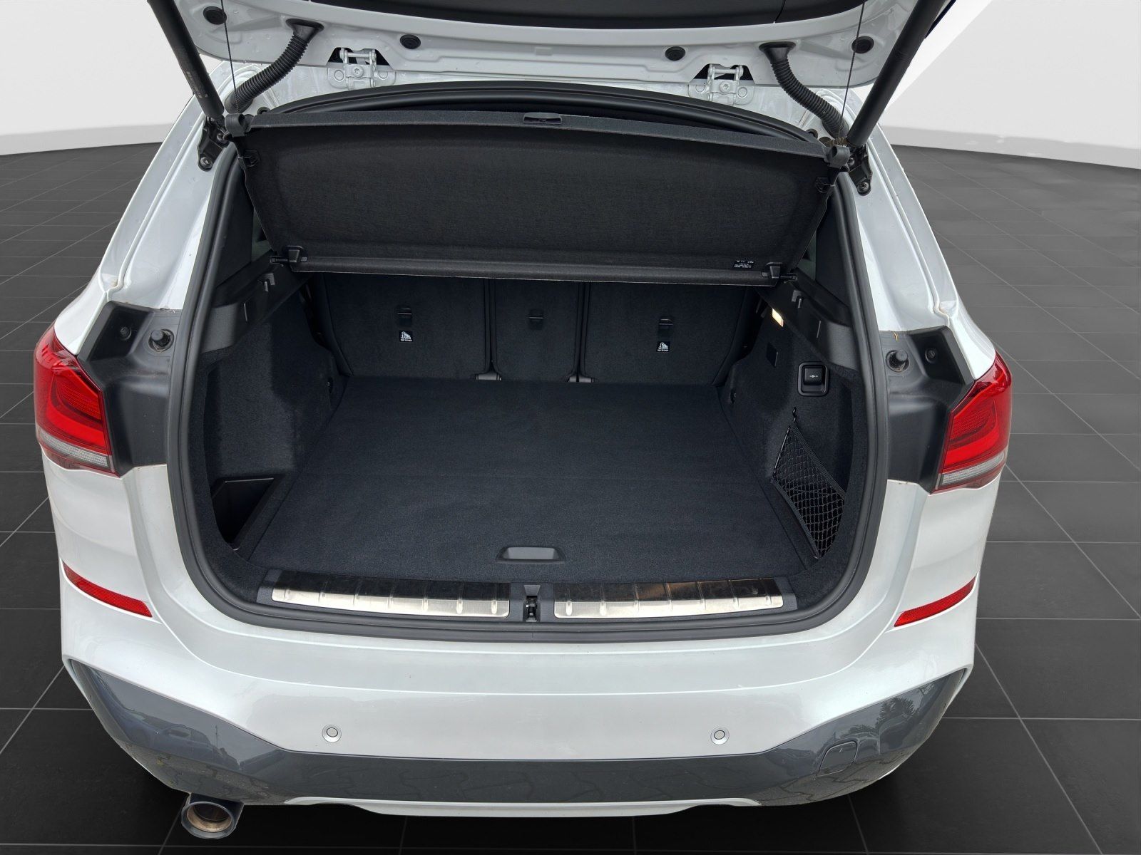 BMW X1 xDrive25e M Sport - Samsaru's Car Outlet