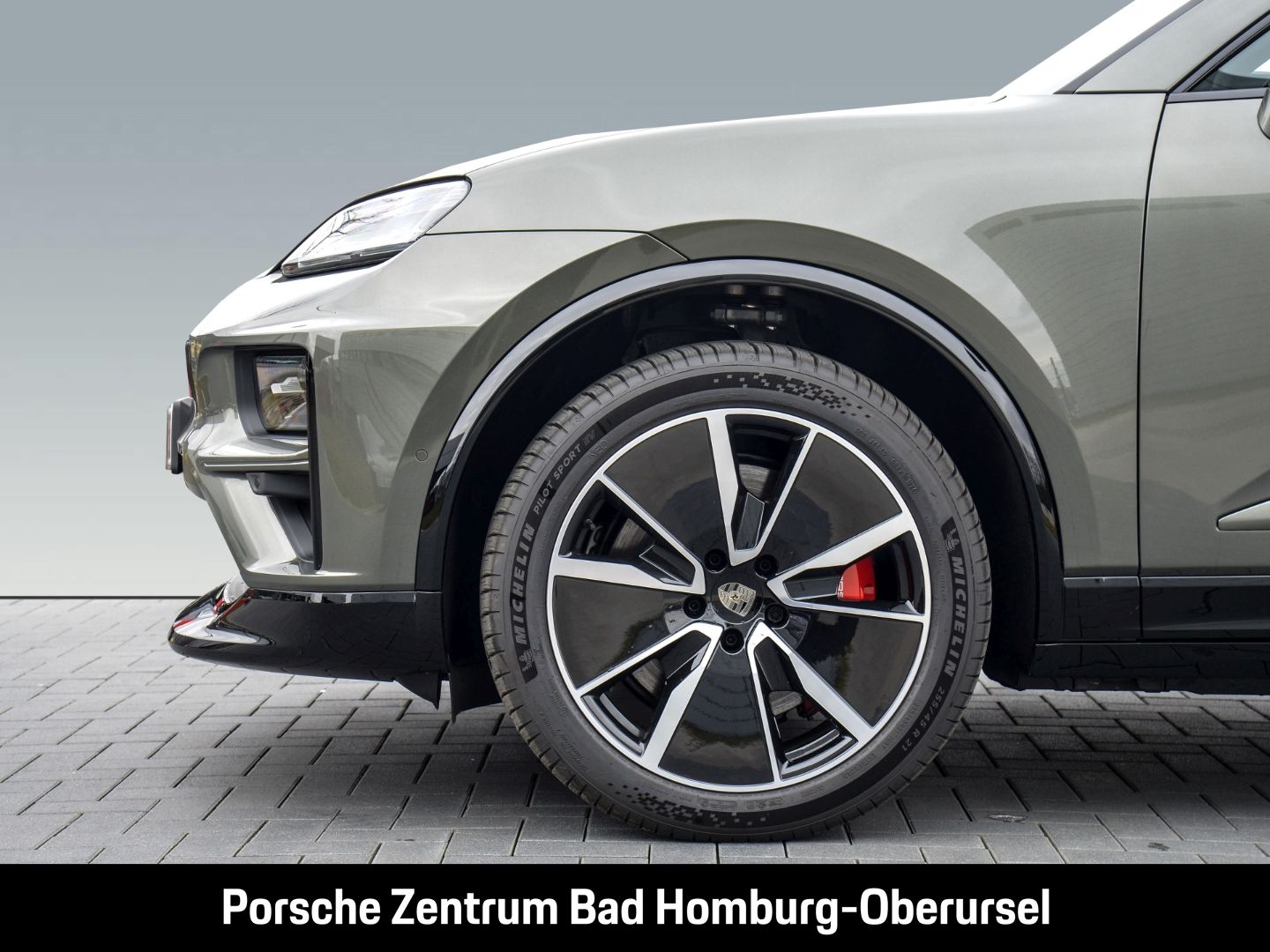 Porsche Macan Turbo - Samsaru's Car Outlet