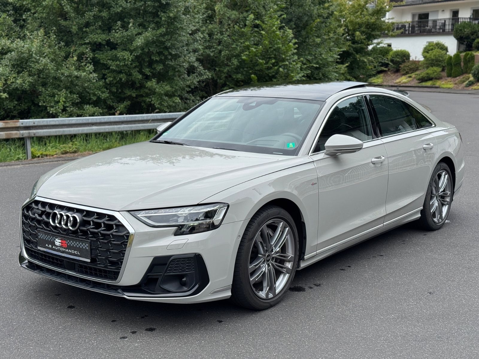 Audi A8 55 TFSI quattro S-line - Samsaru's Car Outlet