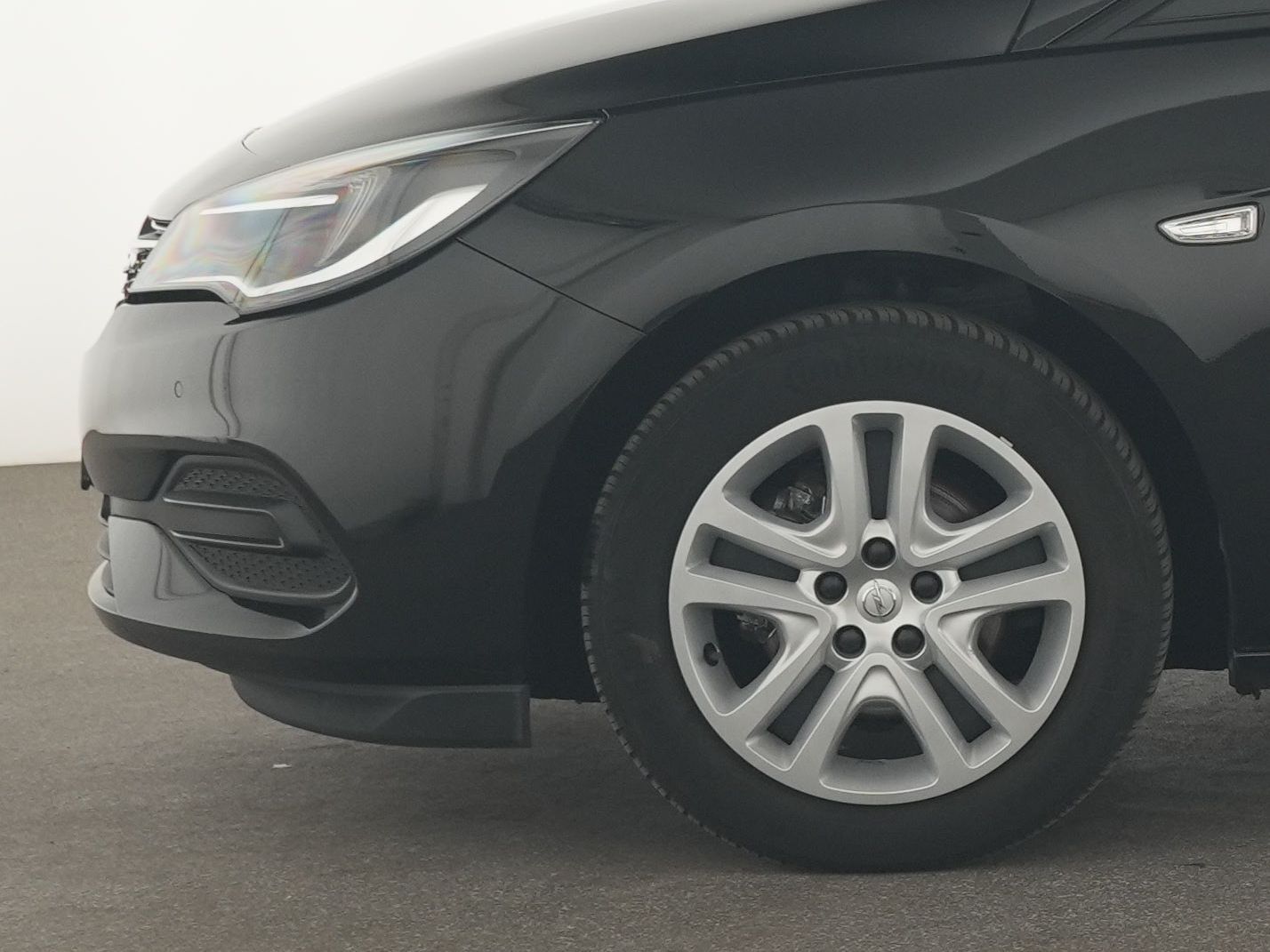 Opel Astra Edition - Samsaru's Car Outlet