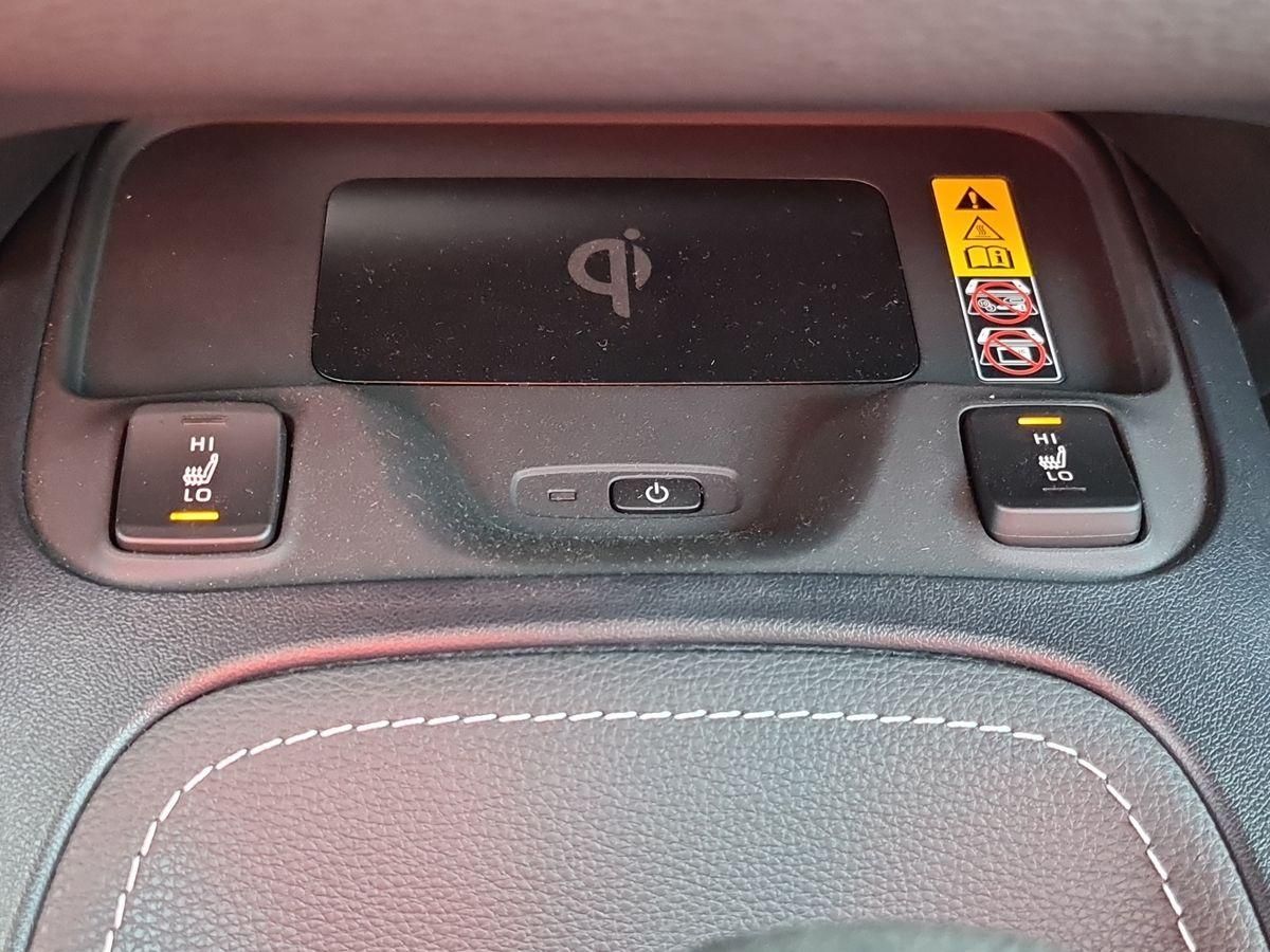 Toyota Corolla 2.0 Lounge Allwetter+HUD+Matrix 350€/M.