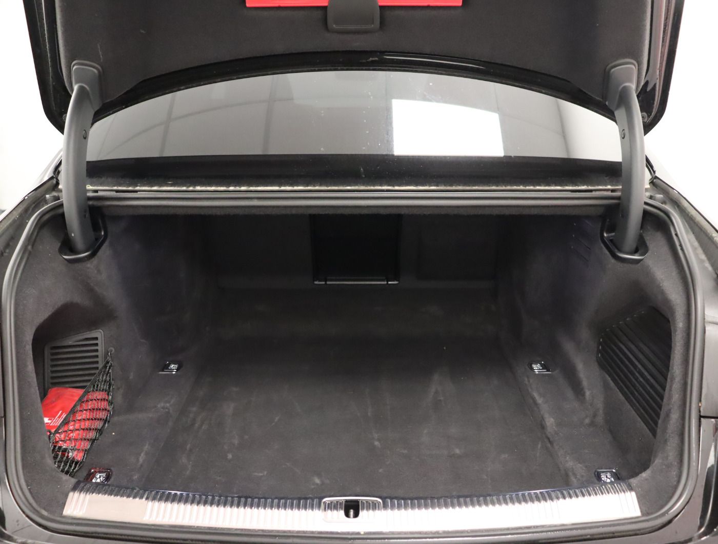Audi A8 50 TDI quattro - Samsaru's Car Outlet