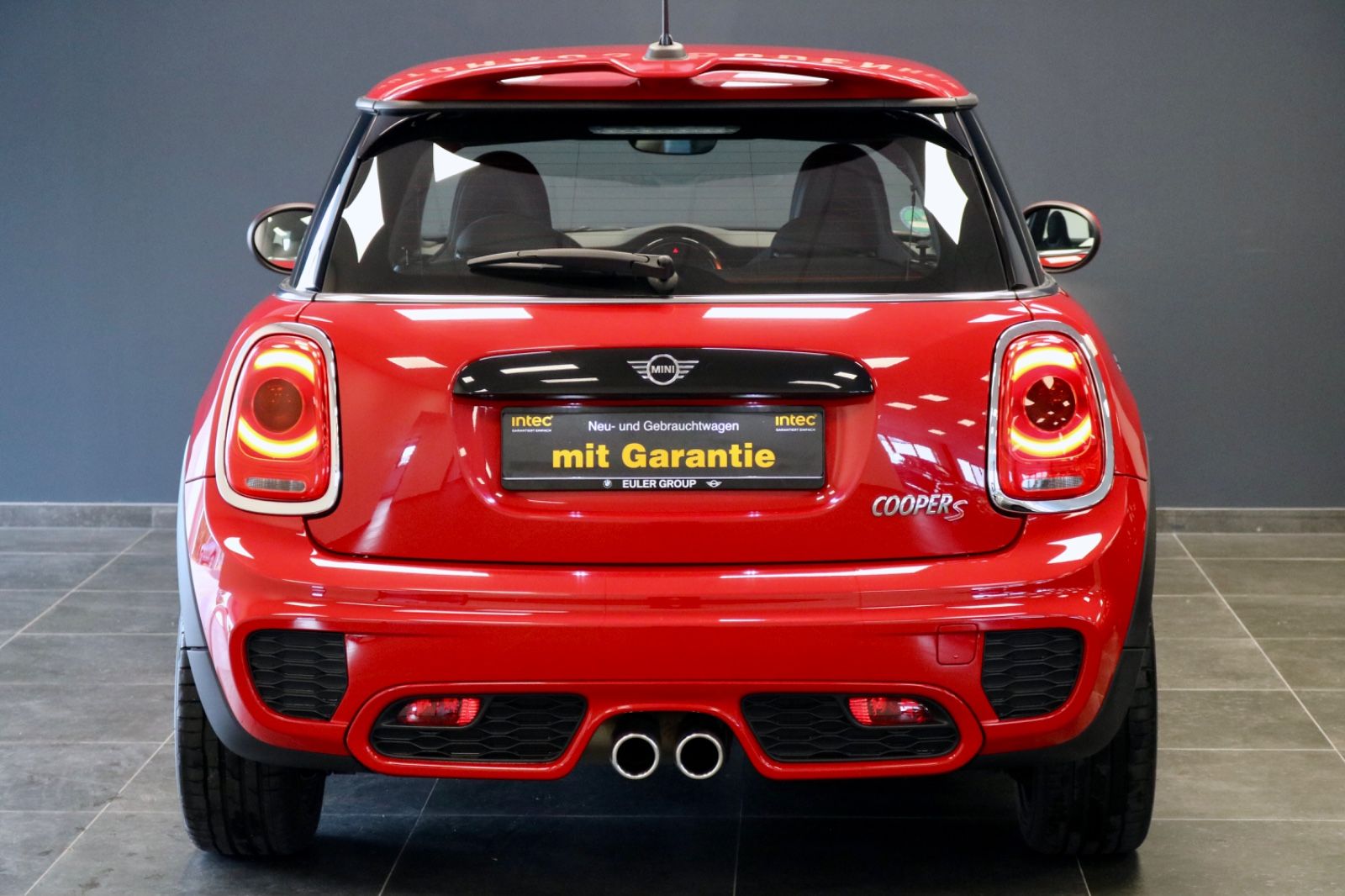 MINI John Cooper S Works - Samsaru's Car Outlet