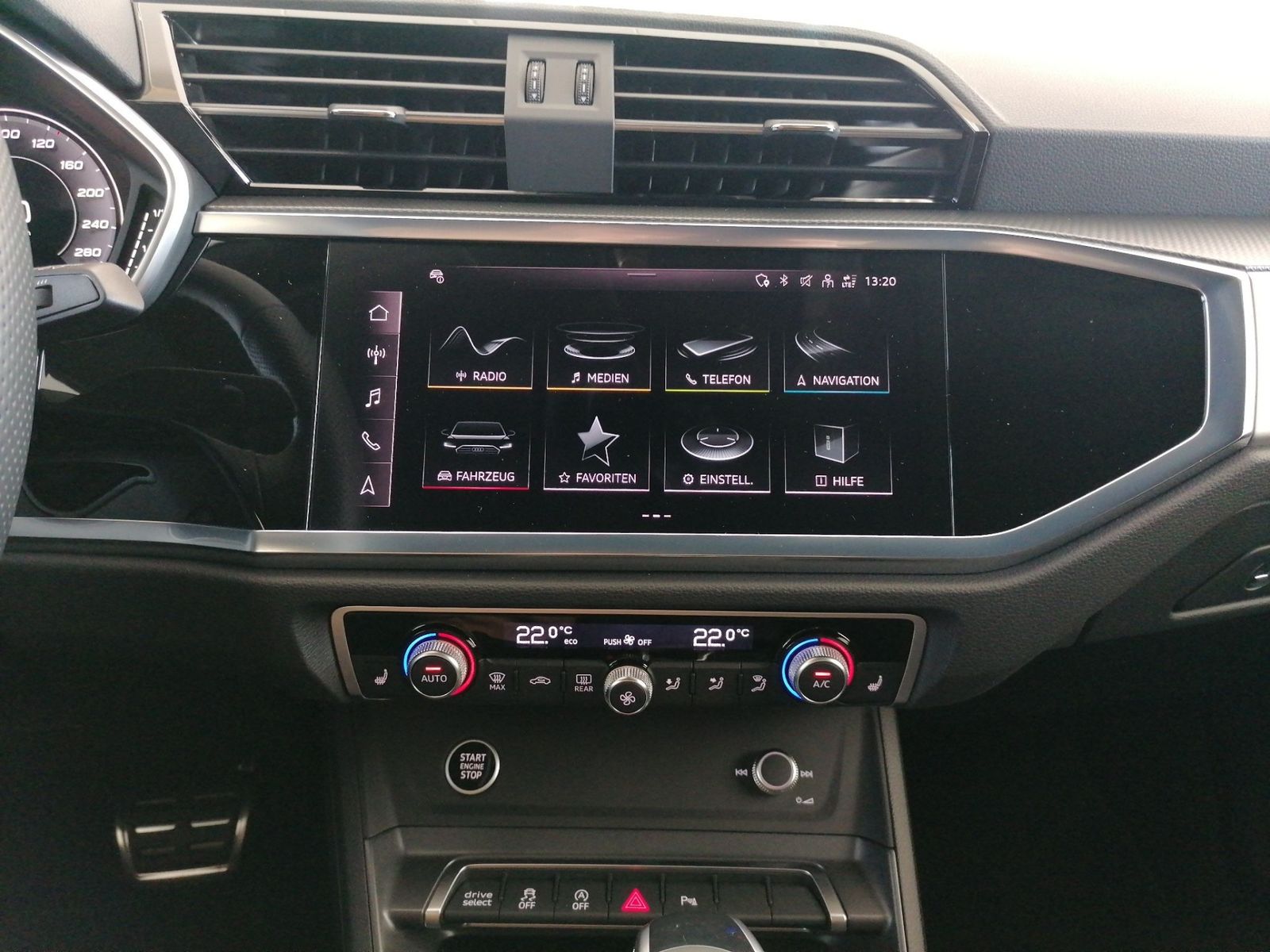 Audi Q3 Sportback S-Line quattro 40 TFSI - Samsaru's Car Outlet
