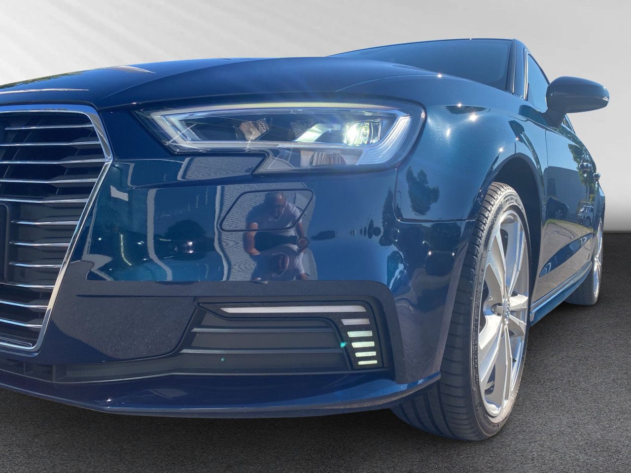 Audi A3 Sportback 40 e-tron sport S tronic - Samsaru's Car Outlet