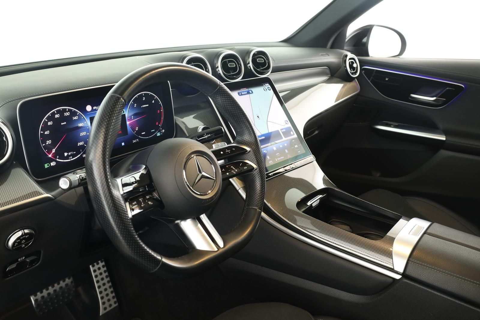 Mercedes-Benz GLC 300 d 4M AMG Advanced Night DIGITAL Pano AHK