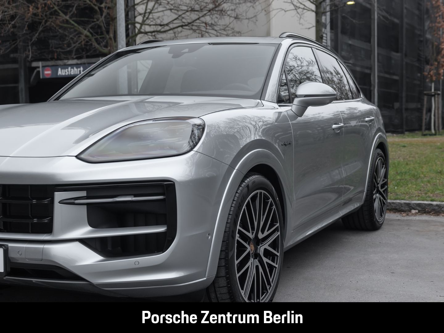 Porsche Cayenne S E-Hybrid Burmester Sportabgasanlage