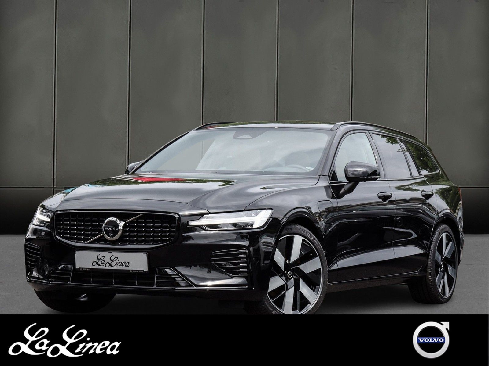 Volvo V60 T6 Recharge AWD Ultra Dark NP:80.480,-/MASSA