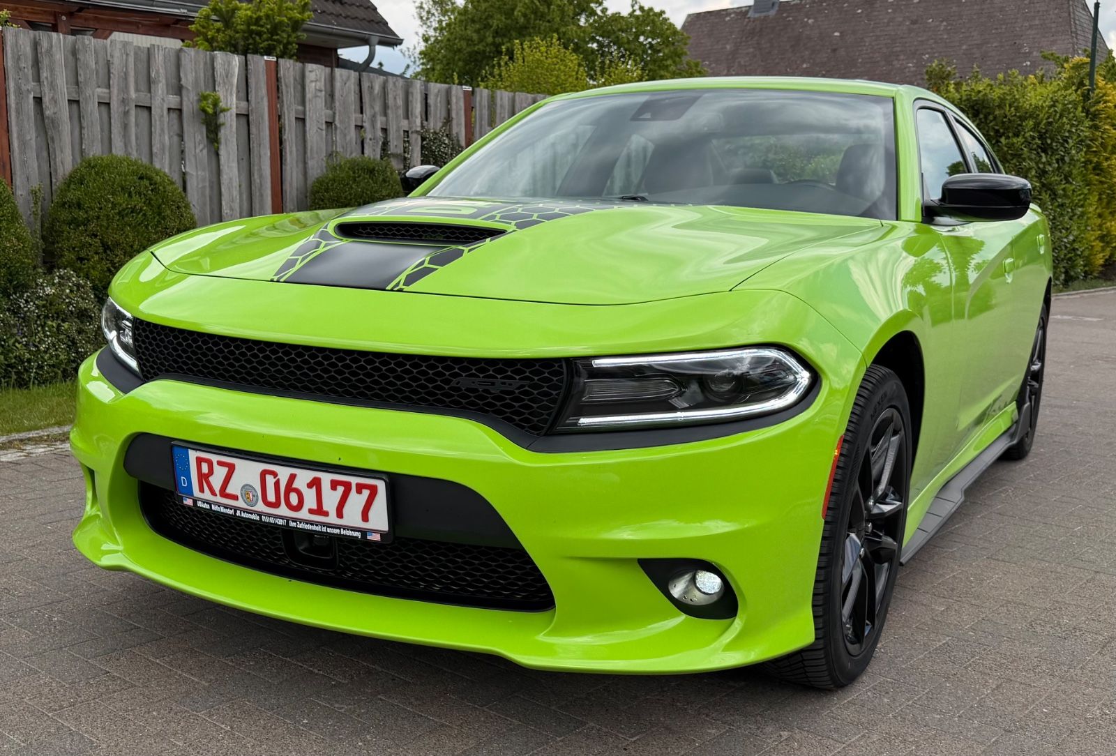 Dodge Charger GT AWD Daytona Line Voll Ausstat WIE NEU
