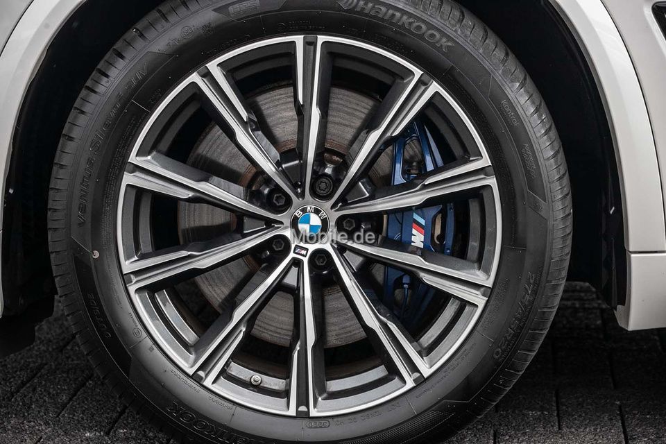 BMW X5 xDrive45e M Sport Autom Navi AHK 360 Adaptiv