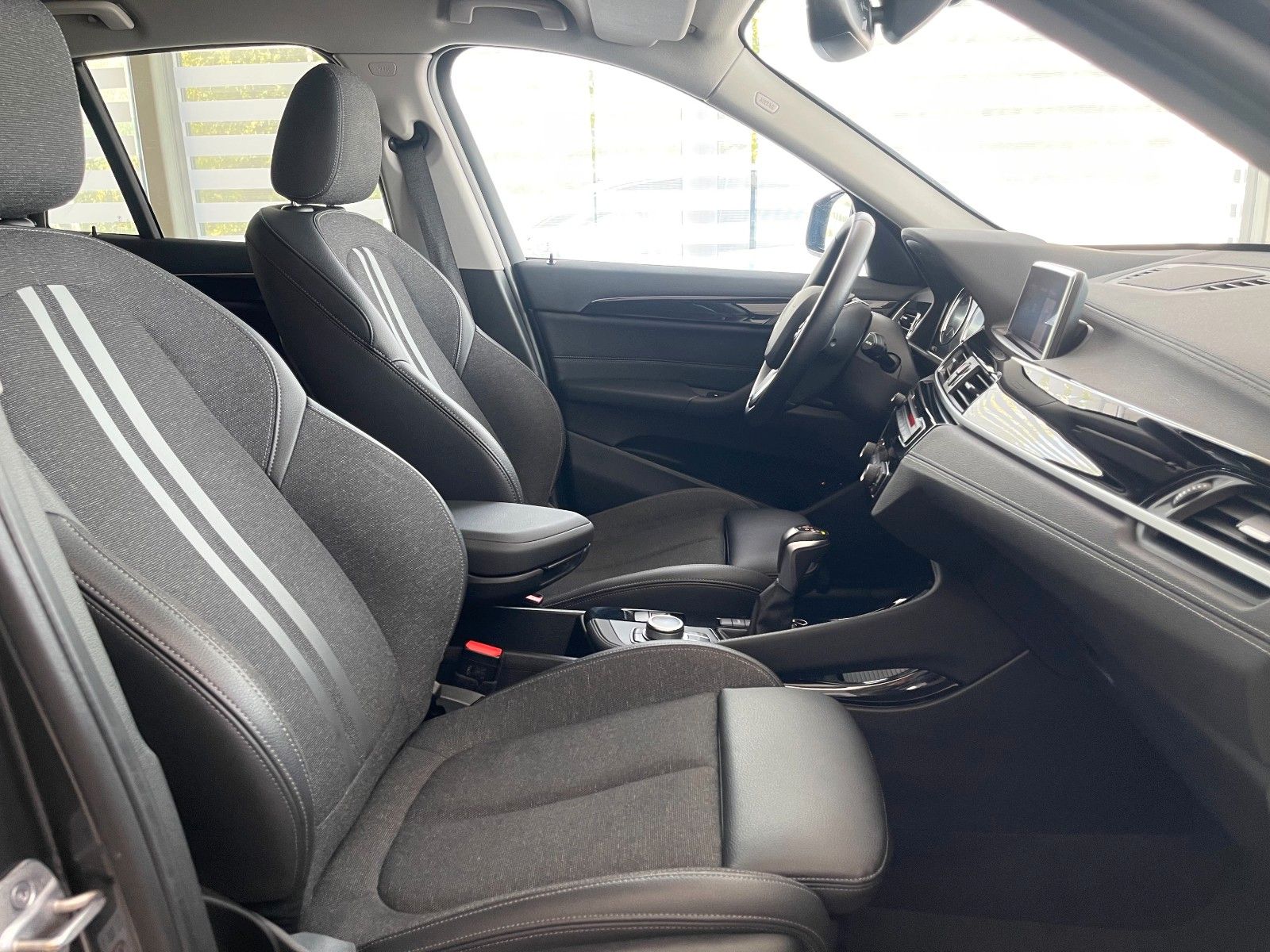 BMW X1 xDrive 25e Aut. Sport Line - Samsaru's Car Outlet